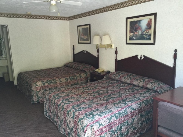 Deerfield Inn image 5